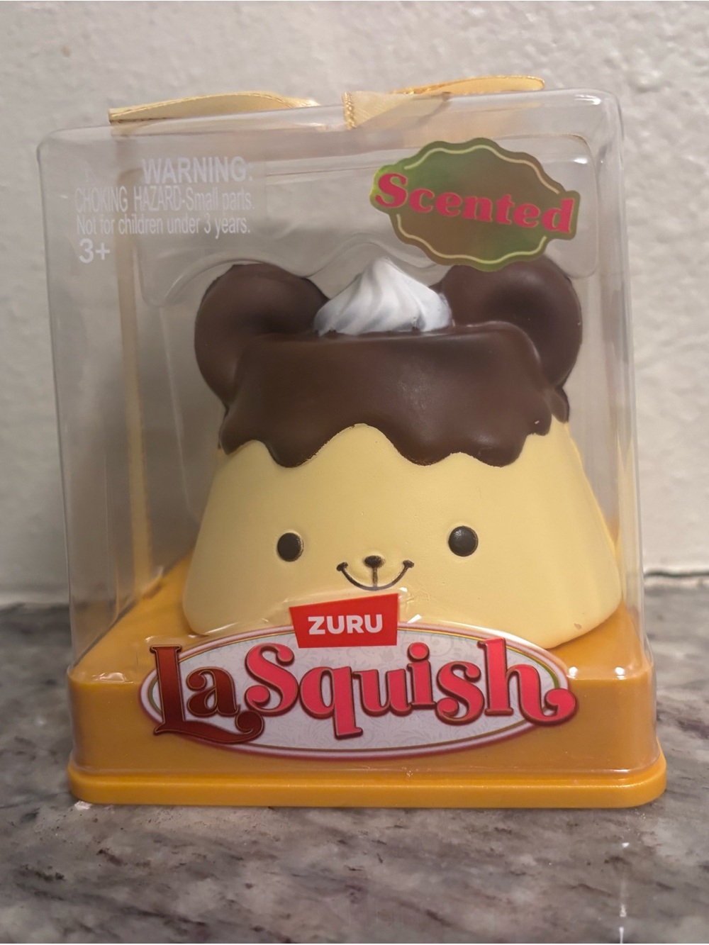Zuru La Squish Scented Bear la Creme Slow Rise Squeeze Toy